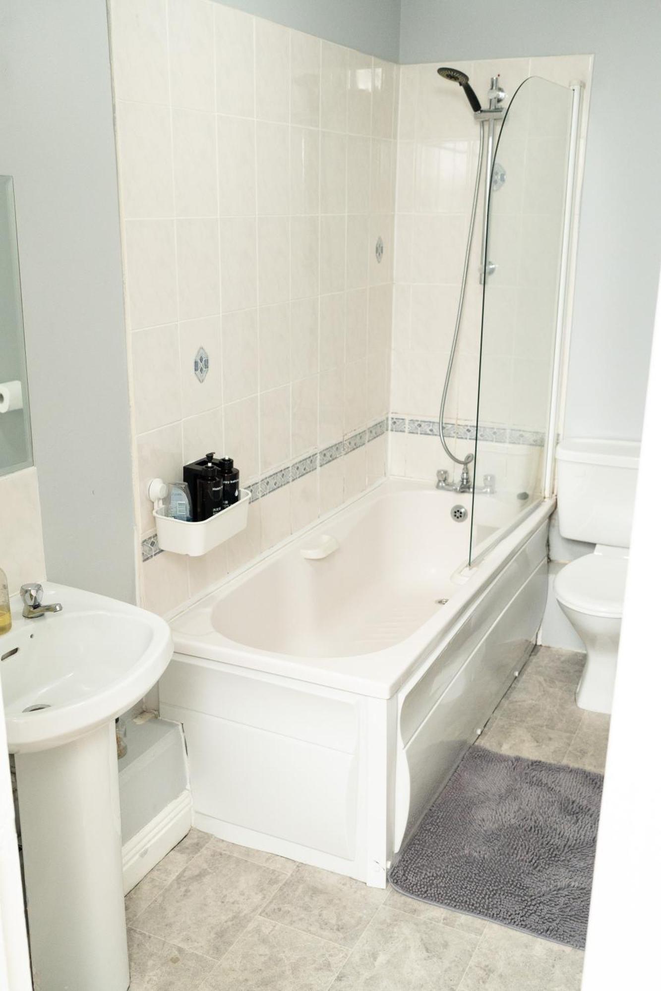 Spacious Centre - O'connell Street Area Apartment